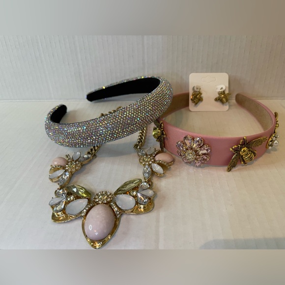 Bundle: 2 Fashionable Headbands, Earrings, Sparkly Statement Necklace - Picture 4 of 17